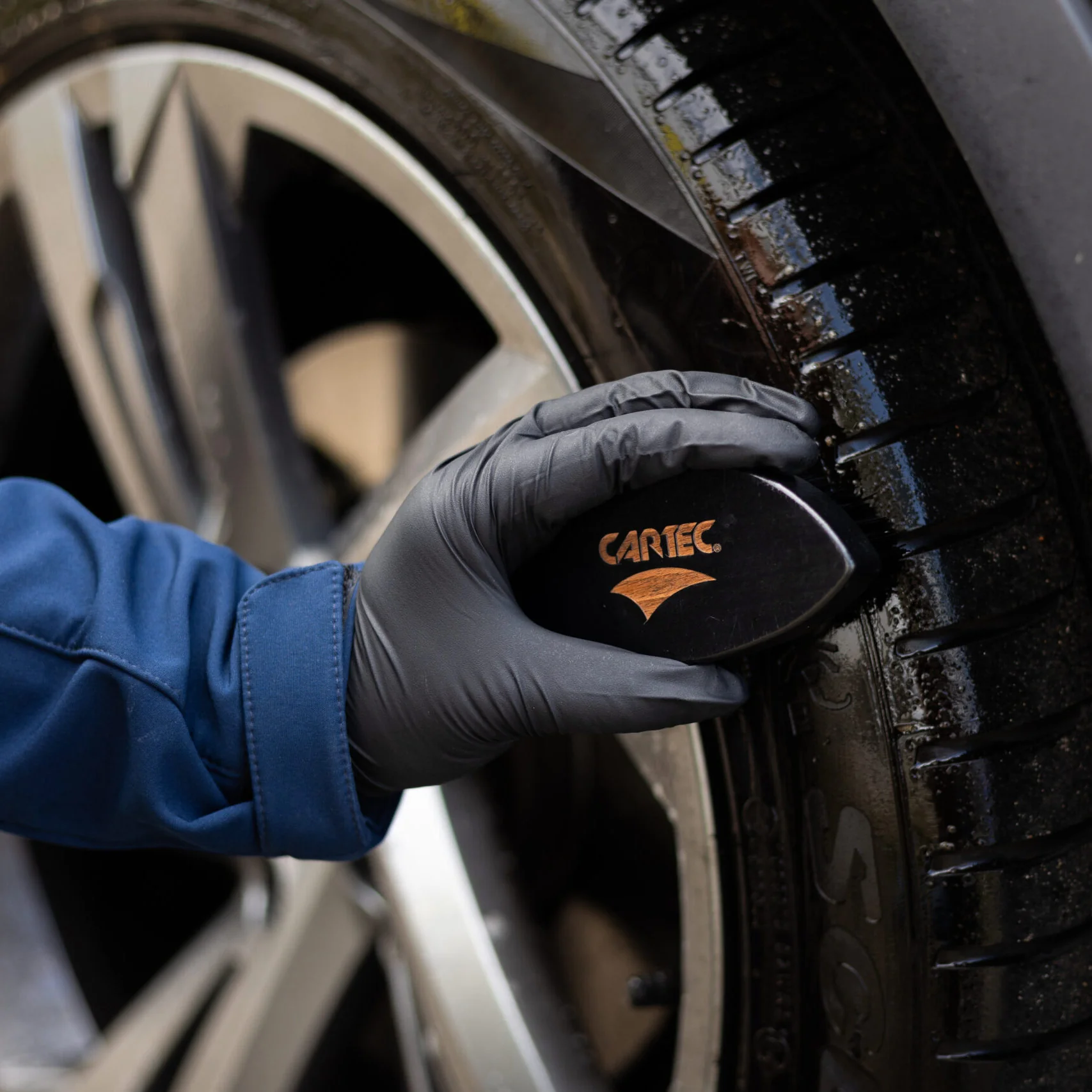 CARTEC Dynamic Tyre Brush - Image 3