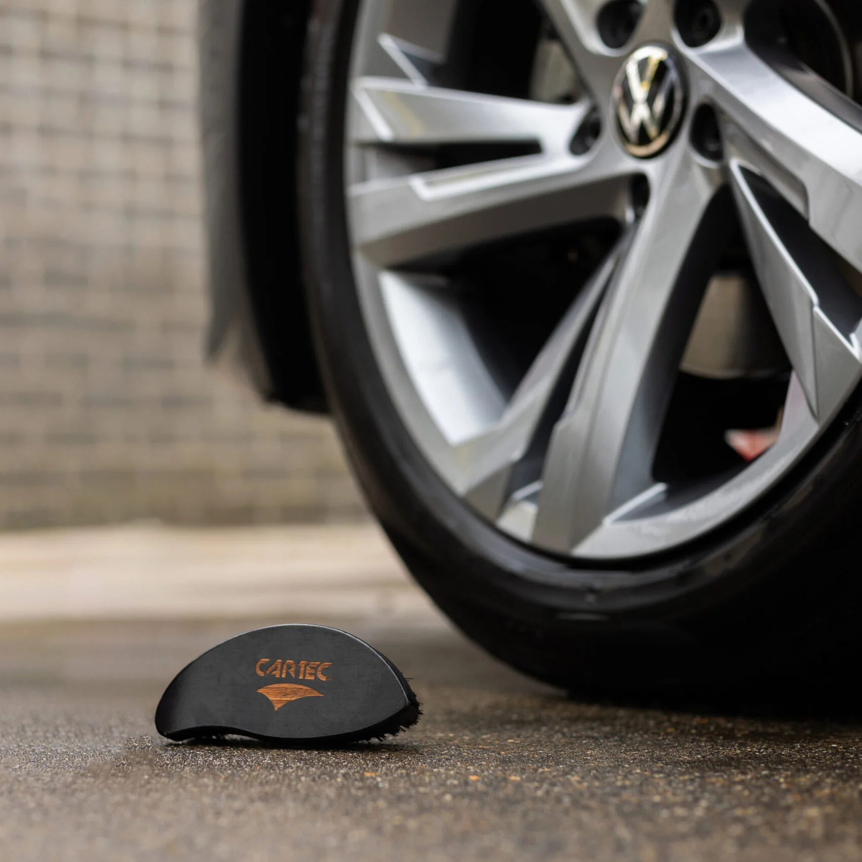 CARTEC Dynamic Tyre Brush - Image 4